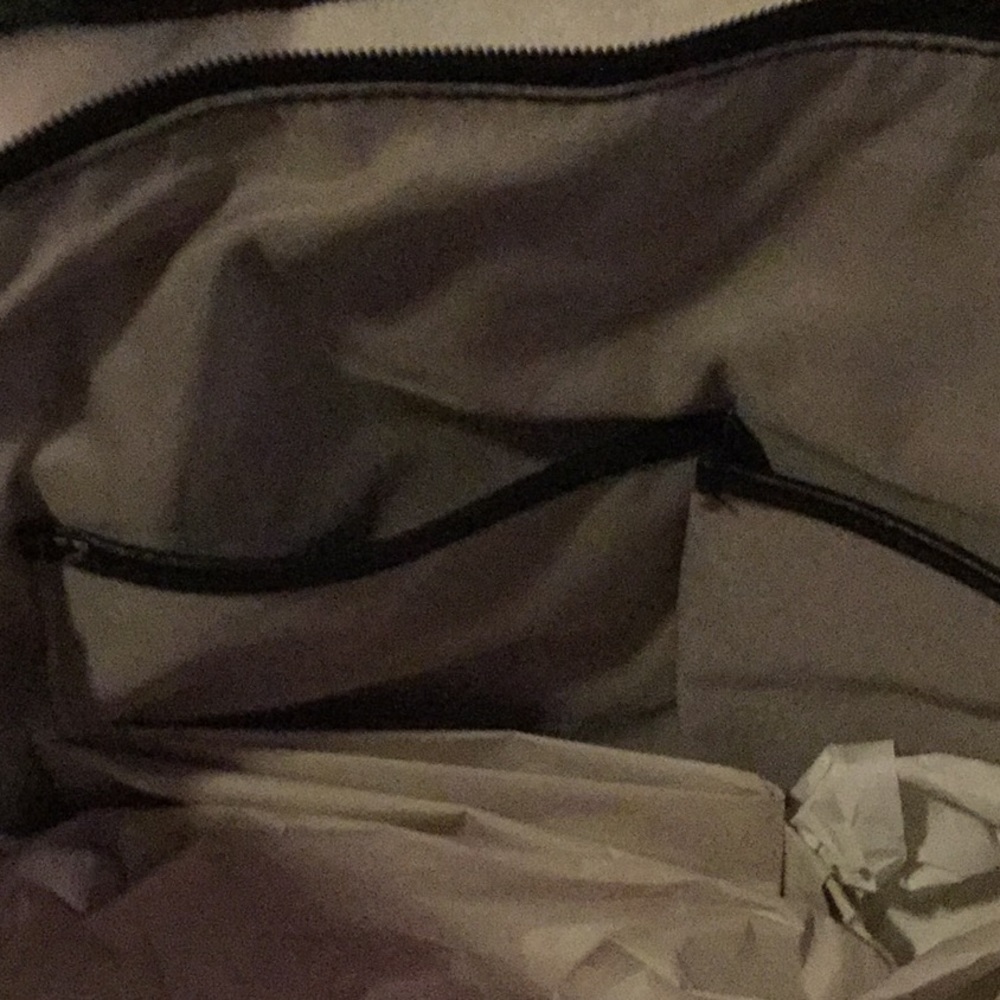 Purse - Picture 3 of 4